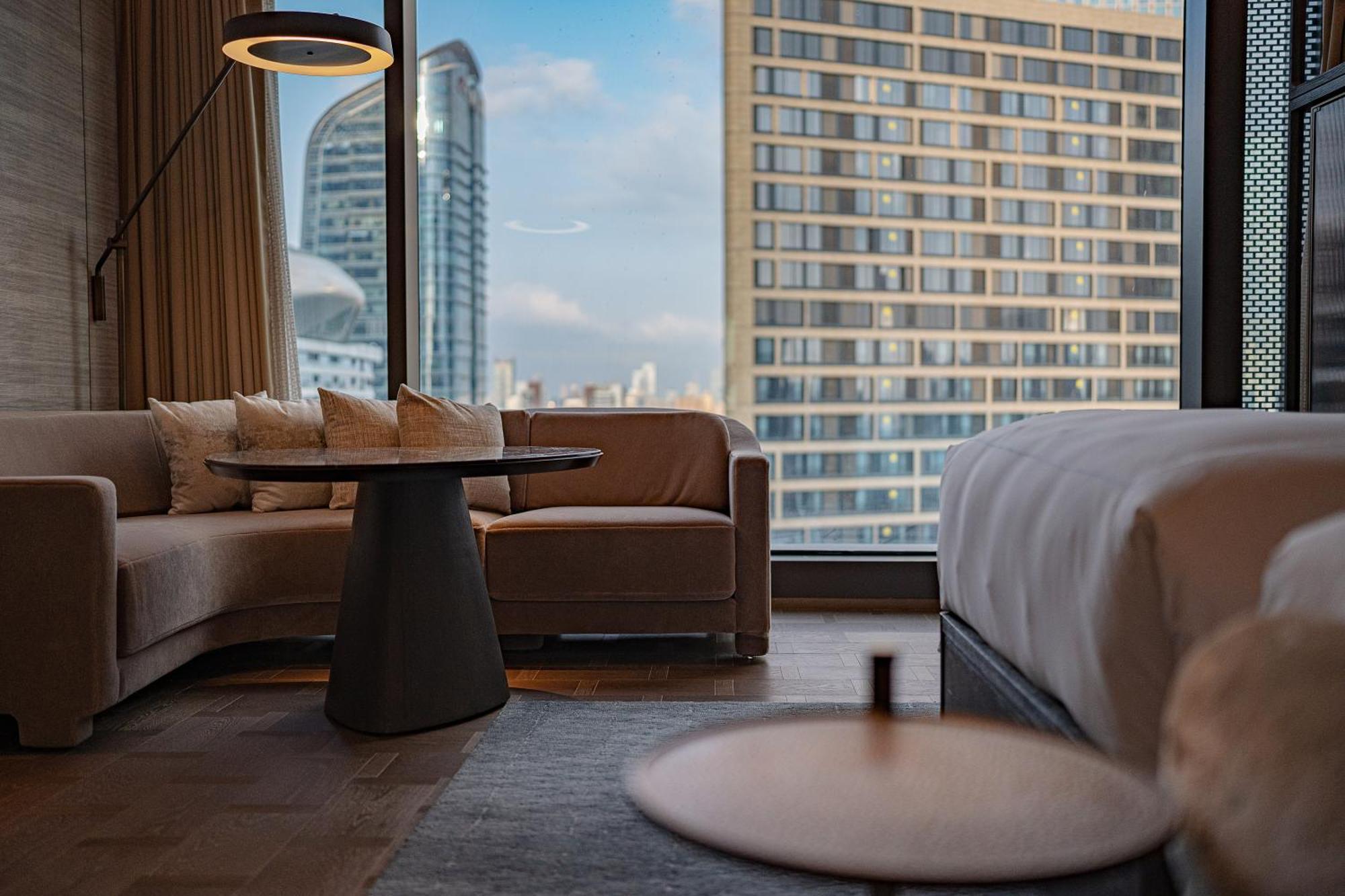 Conrad Shenzhen, The First Art Museum Hotel In Greater Bay Area With The Stunning Bay And Sunset View In The Hotel Terrace מראה חיצוני תמונה